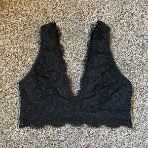 VS Black Lace Bralette M